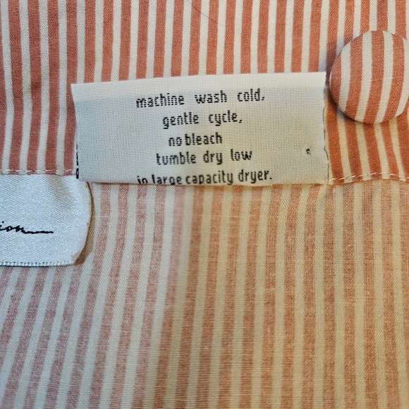 The Chandler Collection Duvet Cover Red & White Toile With Striped Reverse Twin - Picture 9 of 10